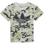 T-shirt adidas -