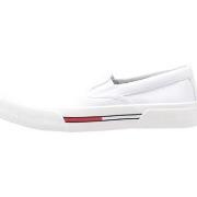 Lage Sneakers Tommy Hilfiger TOMMY JEANS SLIP ON CANVAS COLOR