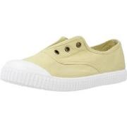 Sneakers Victoria 06627