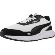 Sneakers Puma RUNTAMED