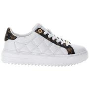 Sneakers Guess DATTICE