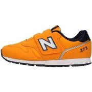 Lage Sneakers New Balance YZ373XH2