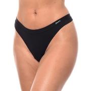 Tanga's Janira 1030931-NEGRO