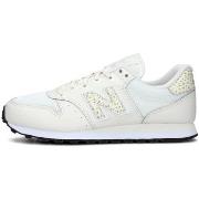 Lage Sneakers New Balance GW500SA2