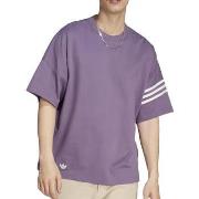 T-shirt adidas -