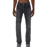 Straight Jeans Diesel -