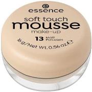 Foundations en Concealers Essence Soft Touch Mousse Foundation Make-up...