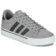 Lage Sneakers adidas DAILY 4.0