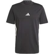 T-shirt adidas -