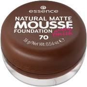 Foundations en Concealers Essence Natural Matte Mousse Foundation - 70