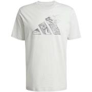 T-shirt adidas -