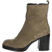 Laarzen Pregunta 2320054