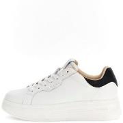 Sneakers Guess FLPWIN LEA12
