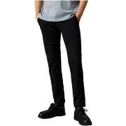 Broeken Calvin Klein Jeans J30J326847