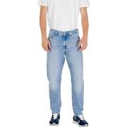 Jeans Tommy Hilfiger ISAAC RLXD TPRD BI01 DM0DM20979