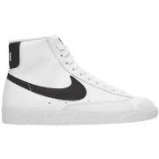 Hoge Sneakers Nike Blazer Mid 77 Next Nature White Black (Women's)