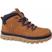 Hoge Sneakers Tommy Hilfiger T3B5325221355A088