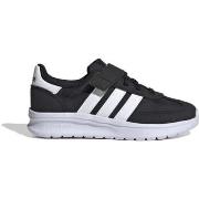Lage Sneakers adidas JI4688