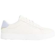 Lage Sneakers Tommy Hilfiger Sneakers Essential Court blanches