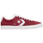 Lage Sneakers Converse Chaussures PL Vulc Pro en suède bordeaux