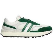 Lage Sneakers Tommy Hilfiger Chaussures TJM TECHNICAL RUNNER ESS vert