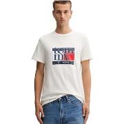 T-shirt Korte Mouw Tommy Jeans DM0DM21977