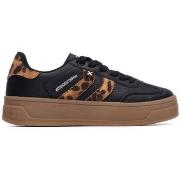 Lage Sneakers Xti 14458501