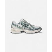Lage Sneakers New Balance 740v2 White Marsh Green
