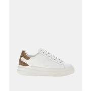 Lage Sneakers Guess ELBINA FLJELB FAL12