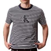 T-shirt Calvin Klein Jeans -