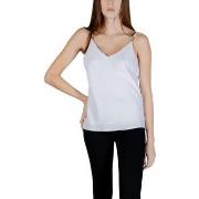 Top Guess NEW SL CAROLINE LOGO TANK W6GH30 W1845