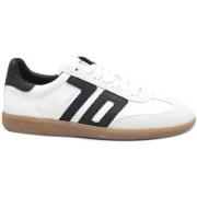 Lage Sneakers Back 70 B70-E26-108006-138