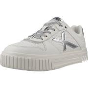Lage Sneakers Munich MINA 12