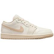 Lage Sneakers Nike 1 Low Beige (Women's)