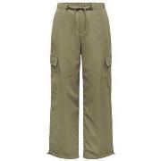 Cargobroek Only 15303706 CELIA PARACHUTE CARGO-MARTINI OLIVE
