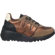 Lage Sneakers Wonders Track