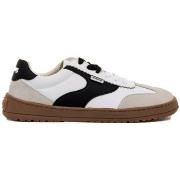 Lage Sneakers MTNG 60948