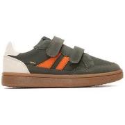 Lage Sneakers Xti 15140801