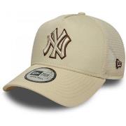 Pet New-Era Outline ef trucker neyyan