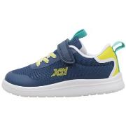 Lage Sneakers Xti 15311601