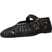 Ballerina's Noa Harmon AZAR