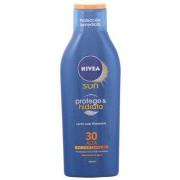 Zonverzorging Nivea Zonnebrandmelk Beschermend Hydraterend - SPF30