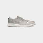 Lage Sneakers Nike Jordan 1 Low OG Metallic Silver