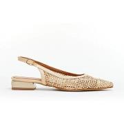 Ballerina's Daniela Vega -