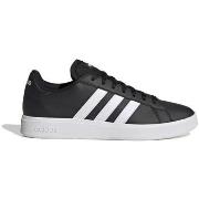 Baskets basses adidas Grand Court Base 2