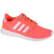 Baskets basses adidas QT Racer