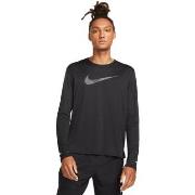 T-shirt Nike T-shirt Dri-fit Uv Run Division Miler