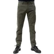 Pantalon Jeckerson UPA081MR630