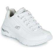 Baskets basses Skechers ARCH FIT