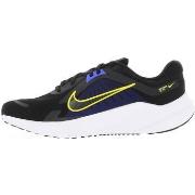 Chaussures Nike quest 5